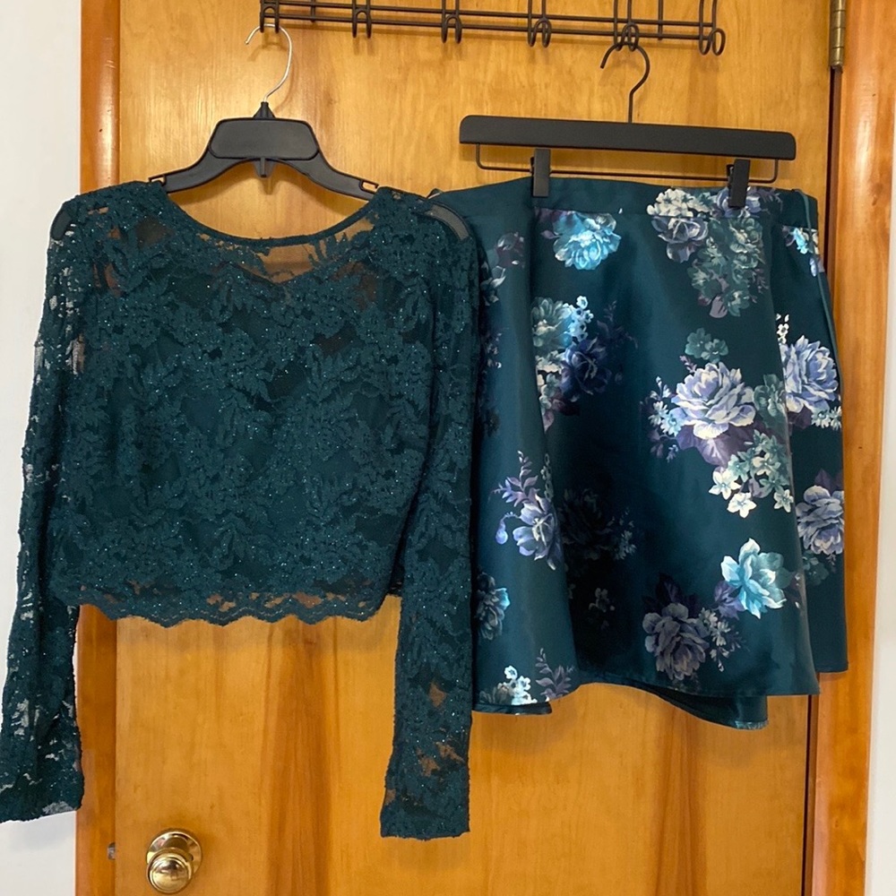 Homecoming 2 Piece Cropped Lace Top with Flared floral skirt